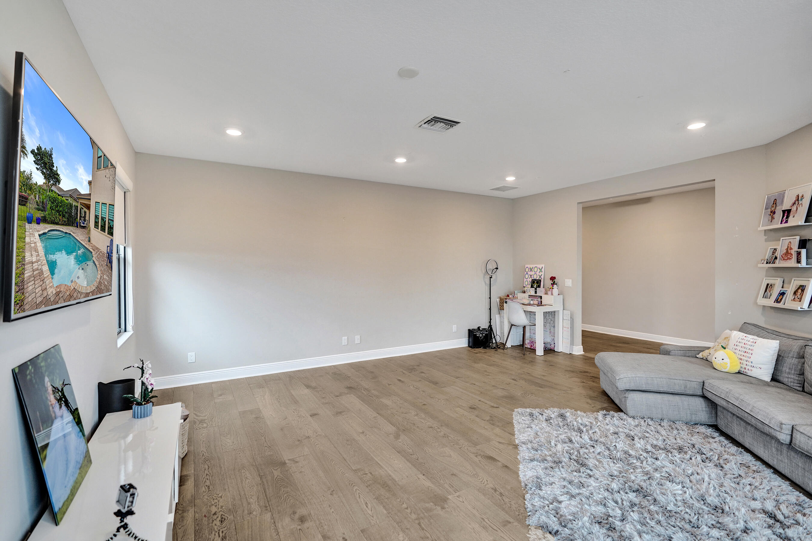 PARKLAND BAY - Residential