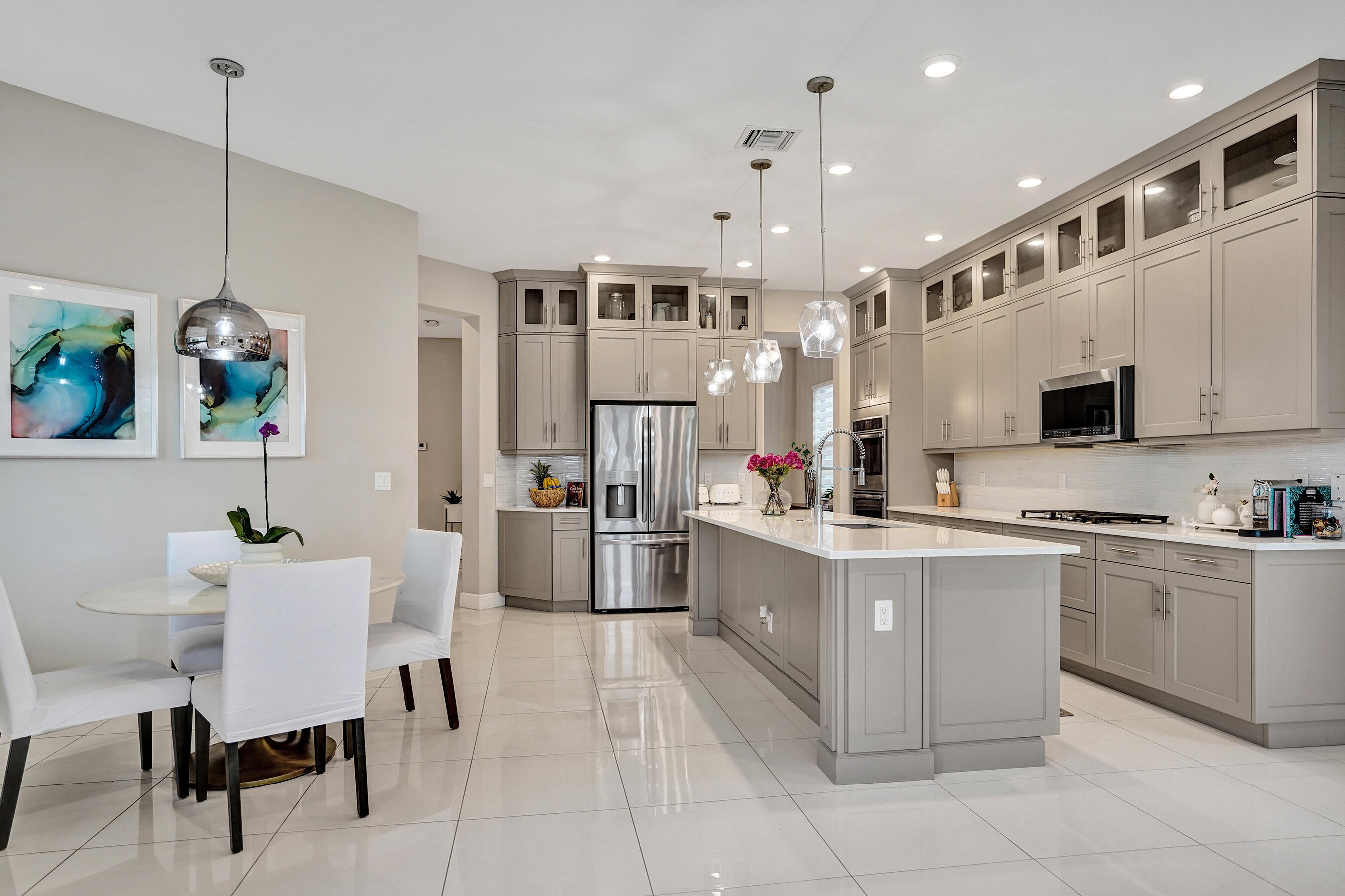 PARKLAND BAY - Residential