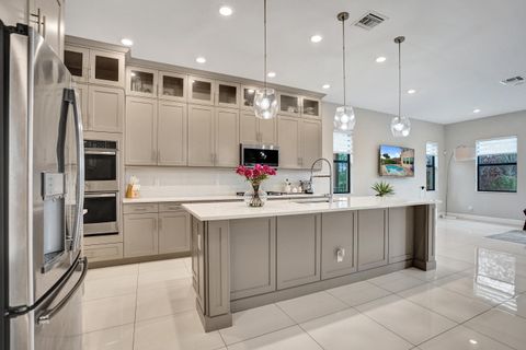 Tiny photo for 11965 S Baypoint Circle, Parkland, FL 33076 (MLS # B26004585)
