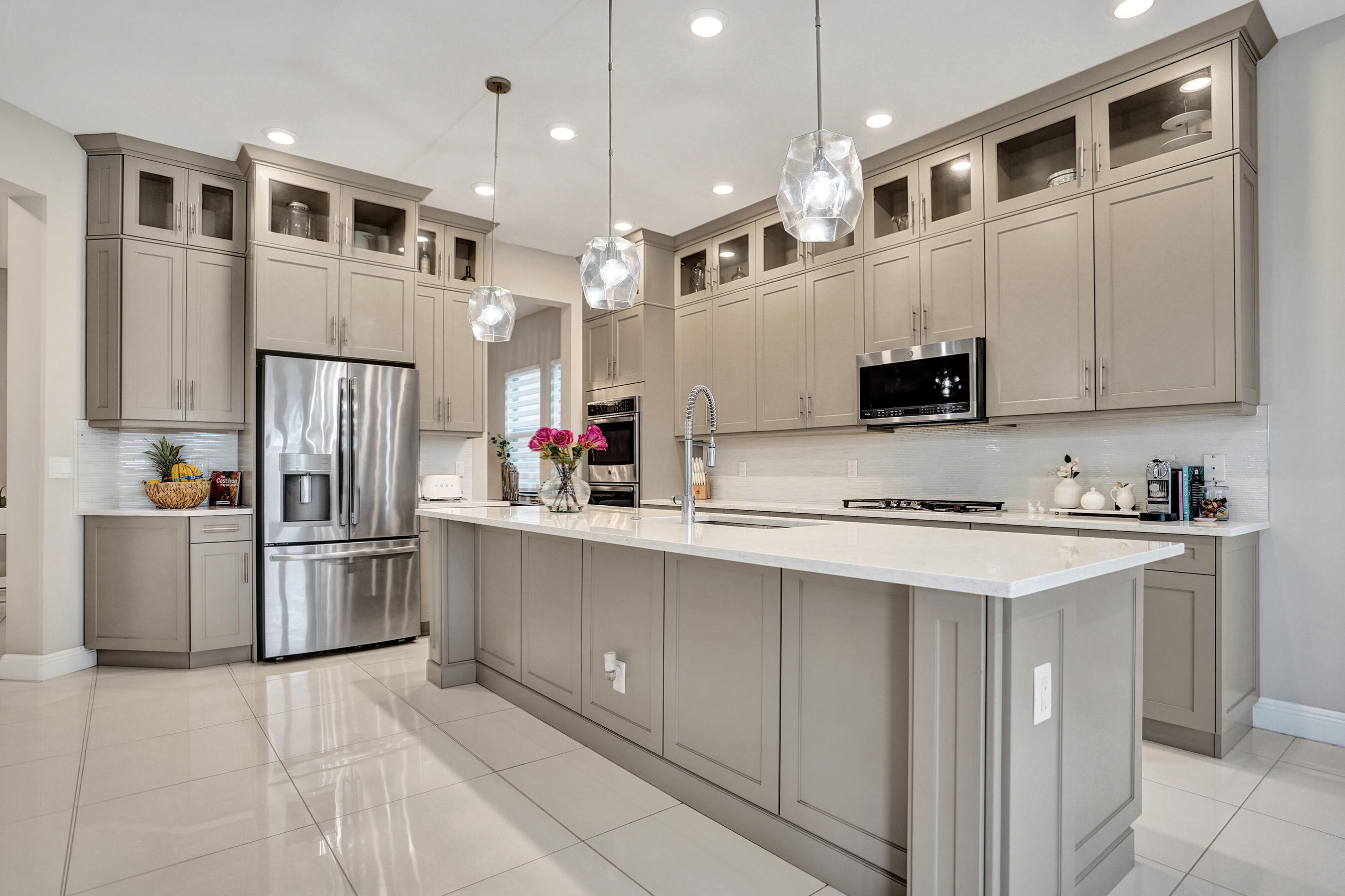 PARKLAND BAY - Residential