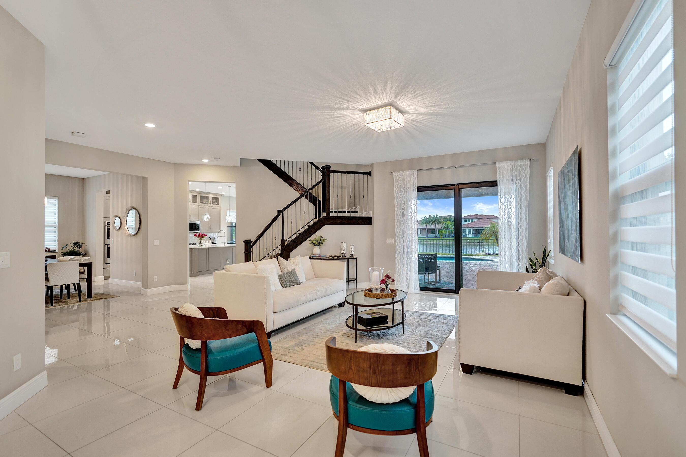 PARKLAND BAY - Residential