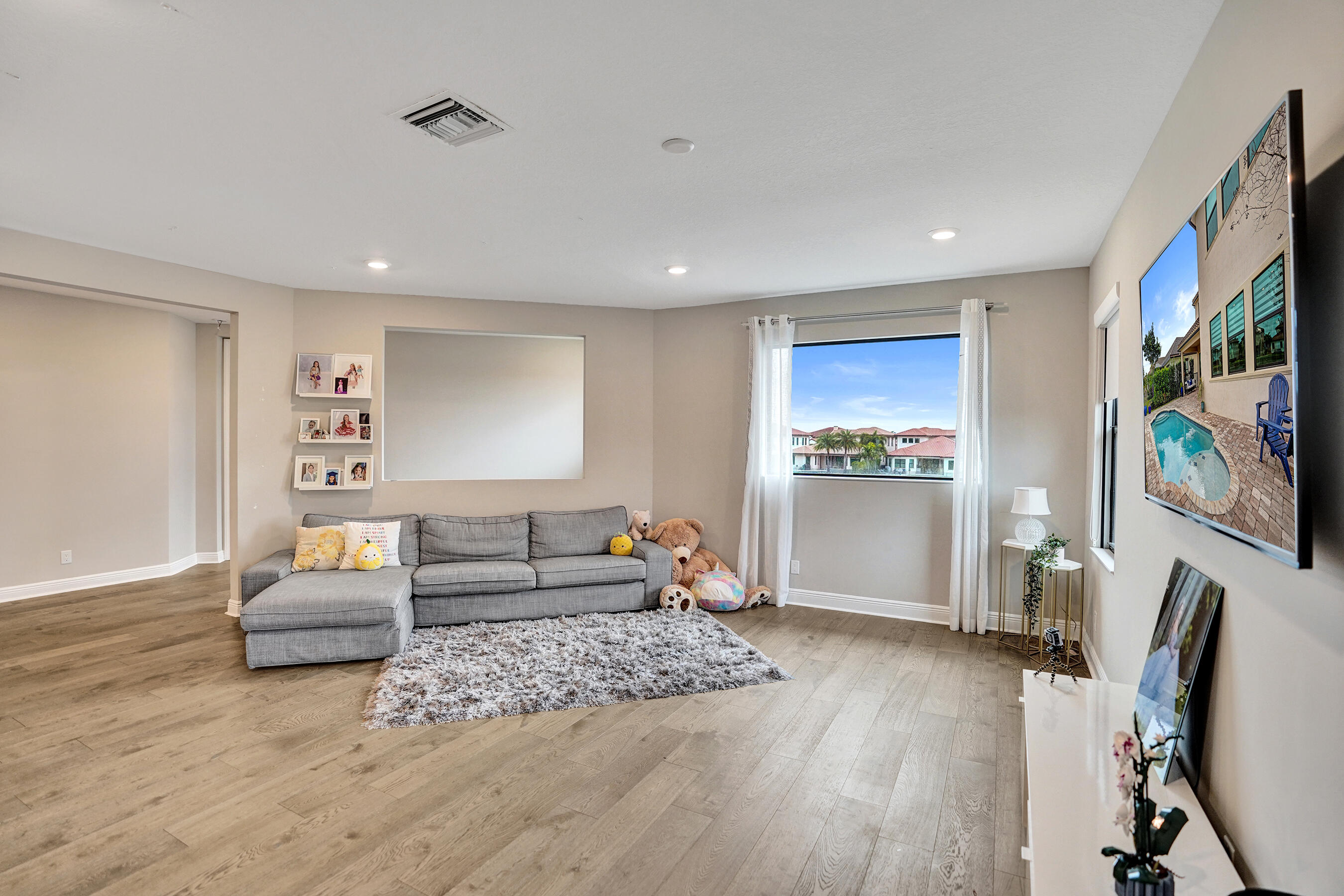 PARKLAND BAY - Residential