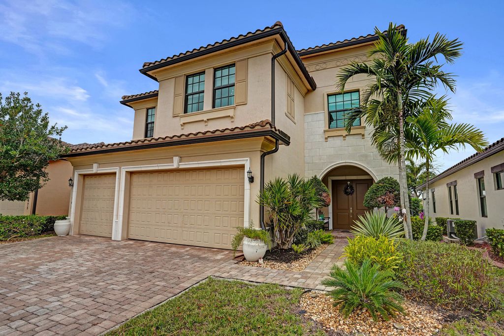 Photo of 11965 S Baypoint Circle, Parkland, FL 33076 (MLS # B26004585)