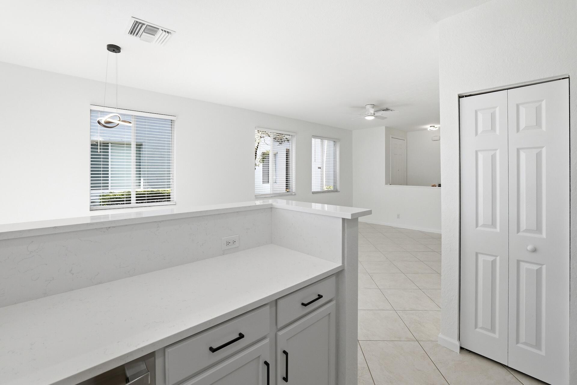 THOUSAND OAKS - Residential