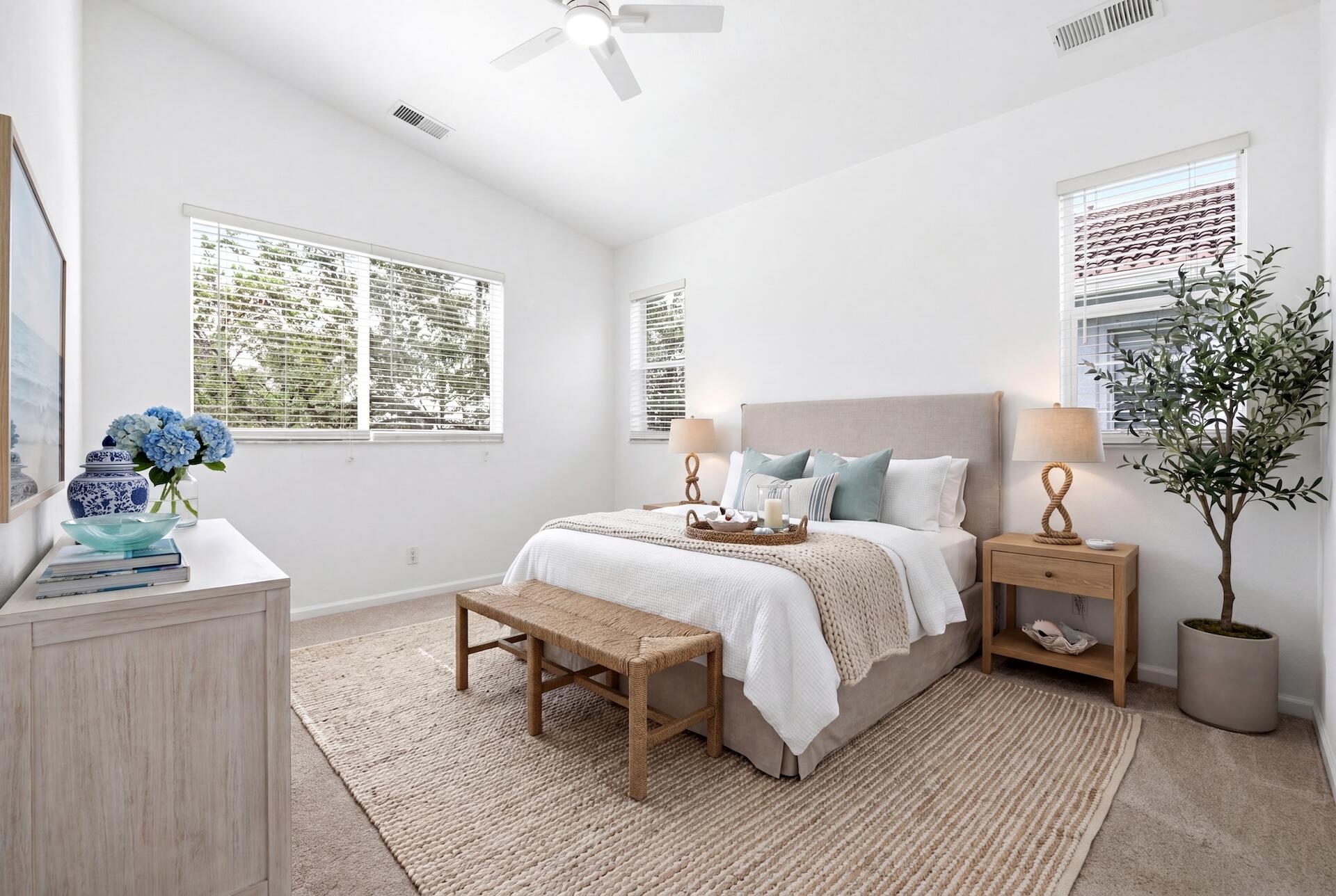 THOUSAND OAKS - Residential