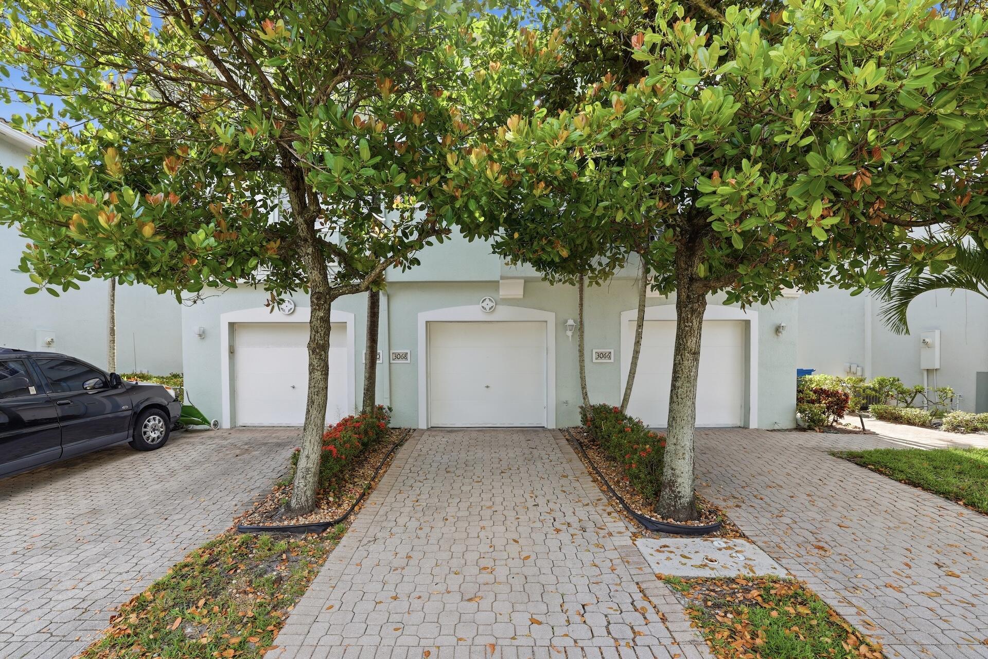 THOUSAND OAKS - Residential