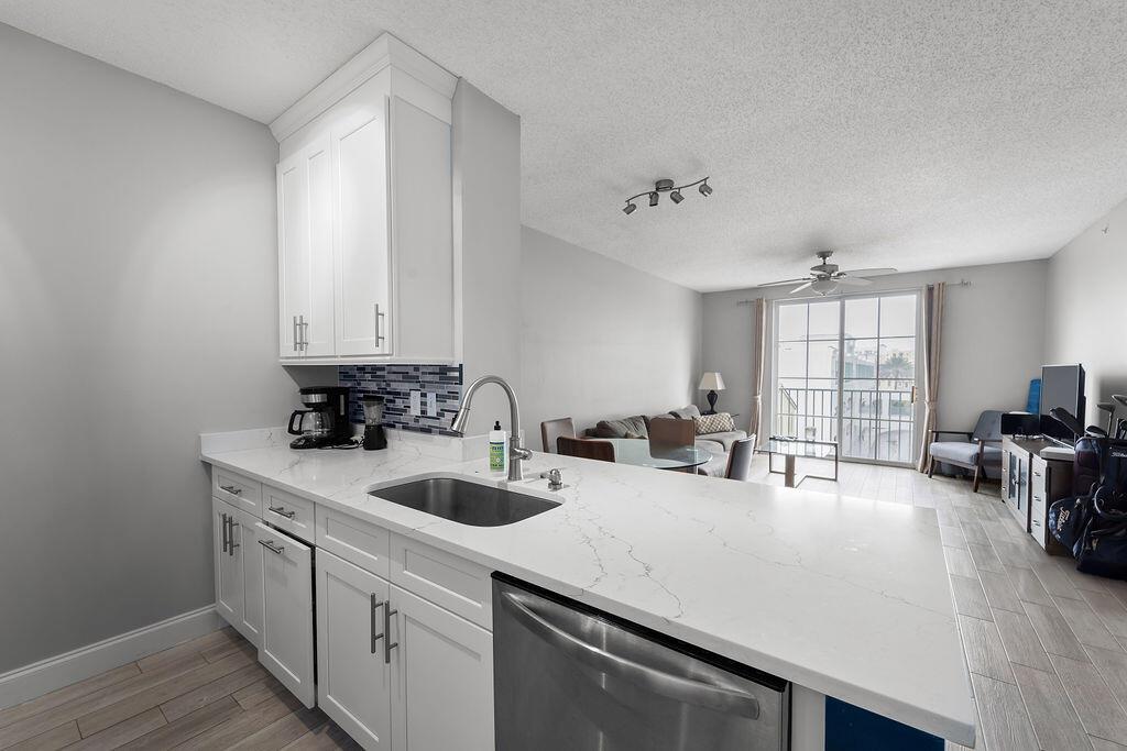 630 S Sapodilla Avenue 431