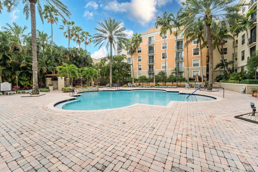 630 S Sapodilla Avenue 431