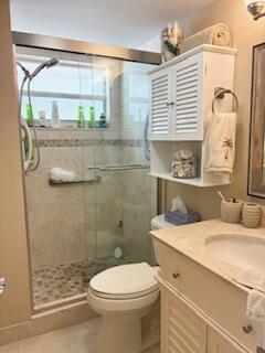 LAKESIDE VILLAGE CONDO 10 - Residential Lease