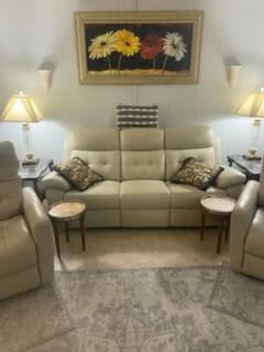 LAKESIDE VILLAGE CONDO 10 - Residential Lease