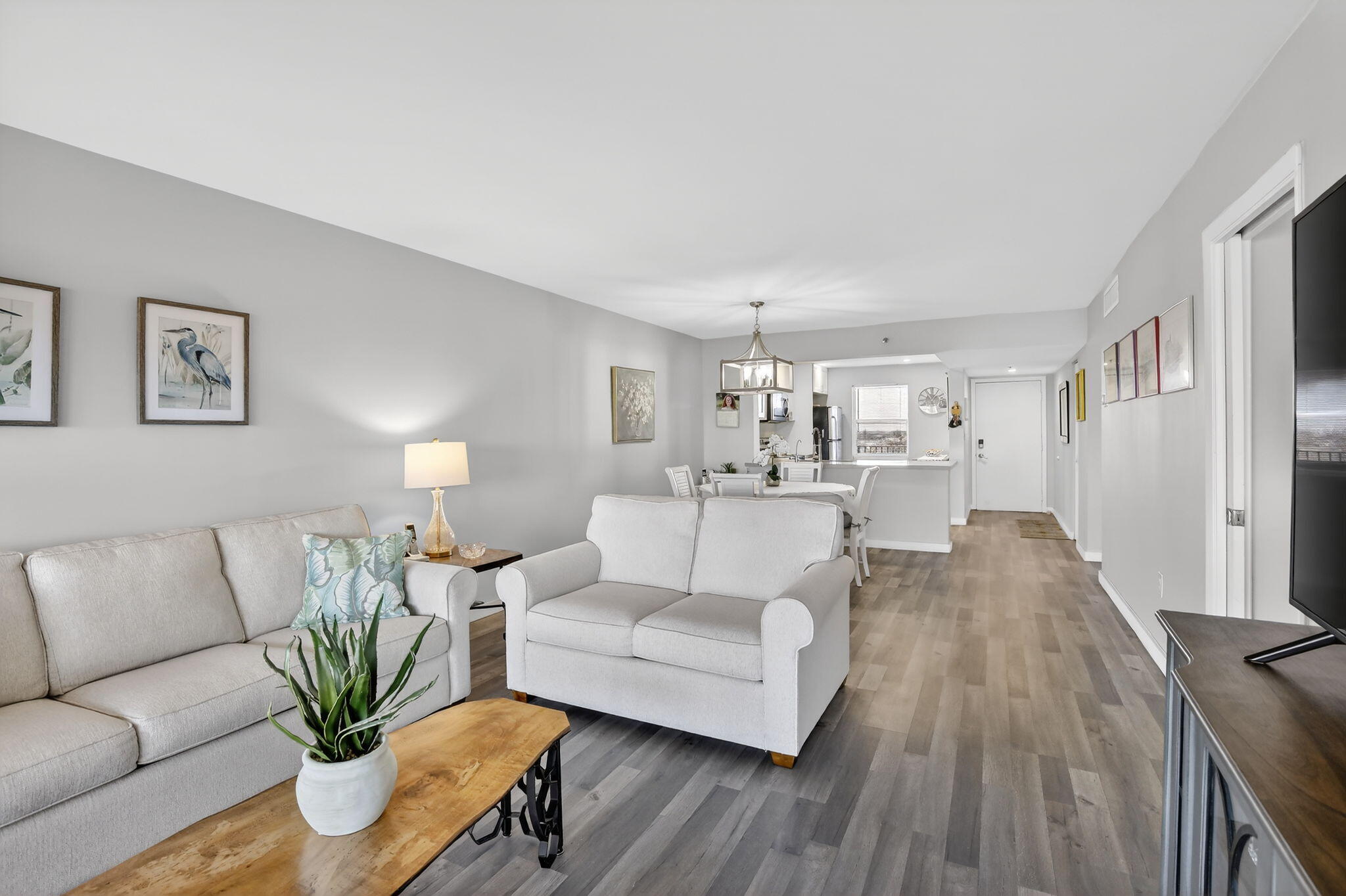 18TH HOLE AT INVERRARY CONDO - Residential