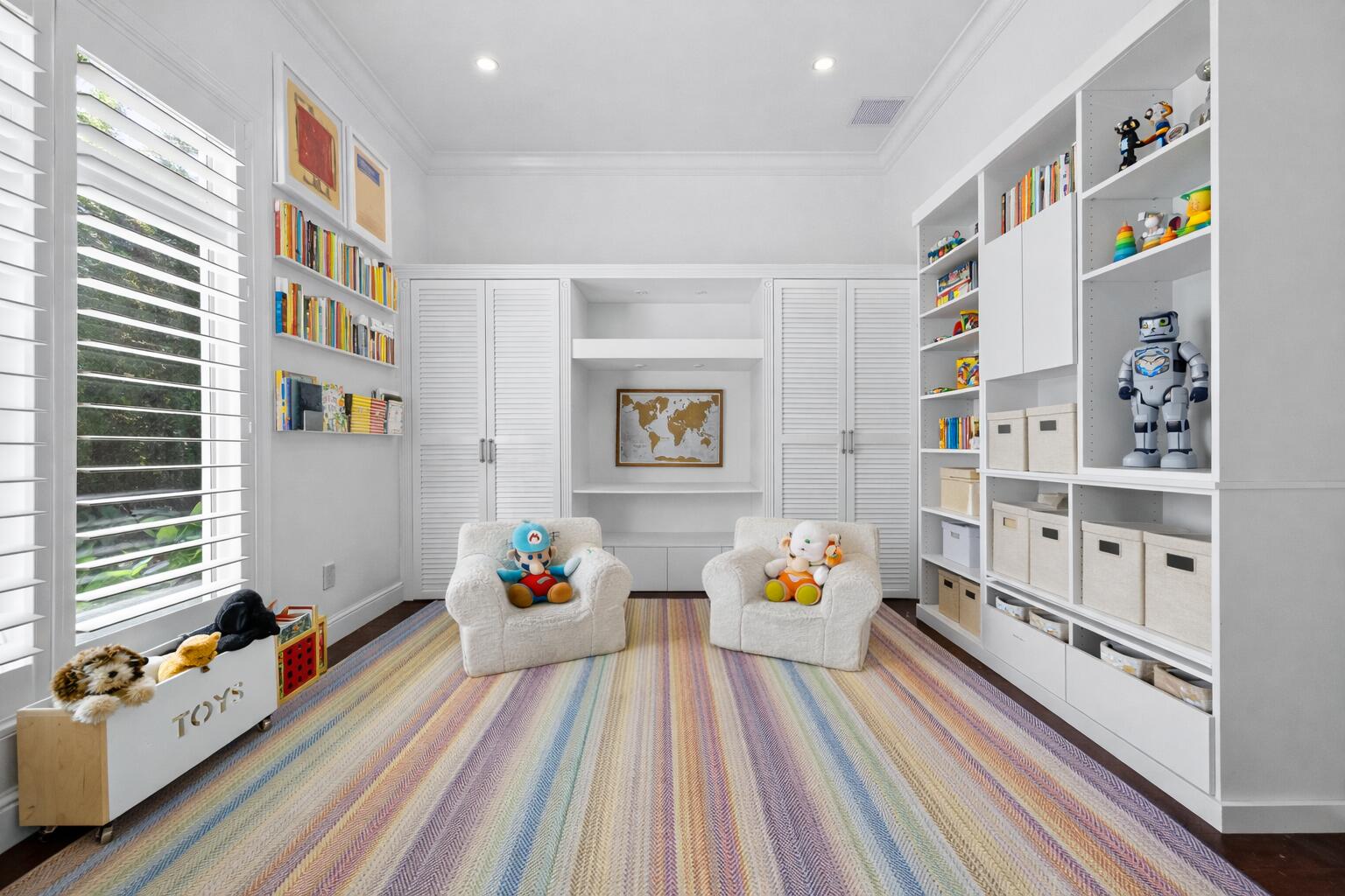 RIO VISTA ISLES - Residential