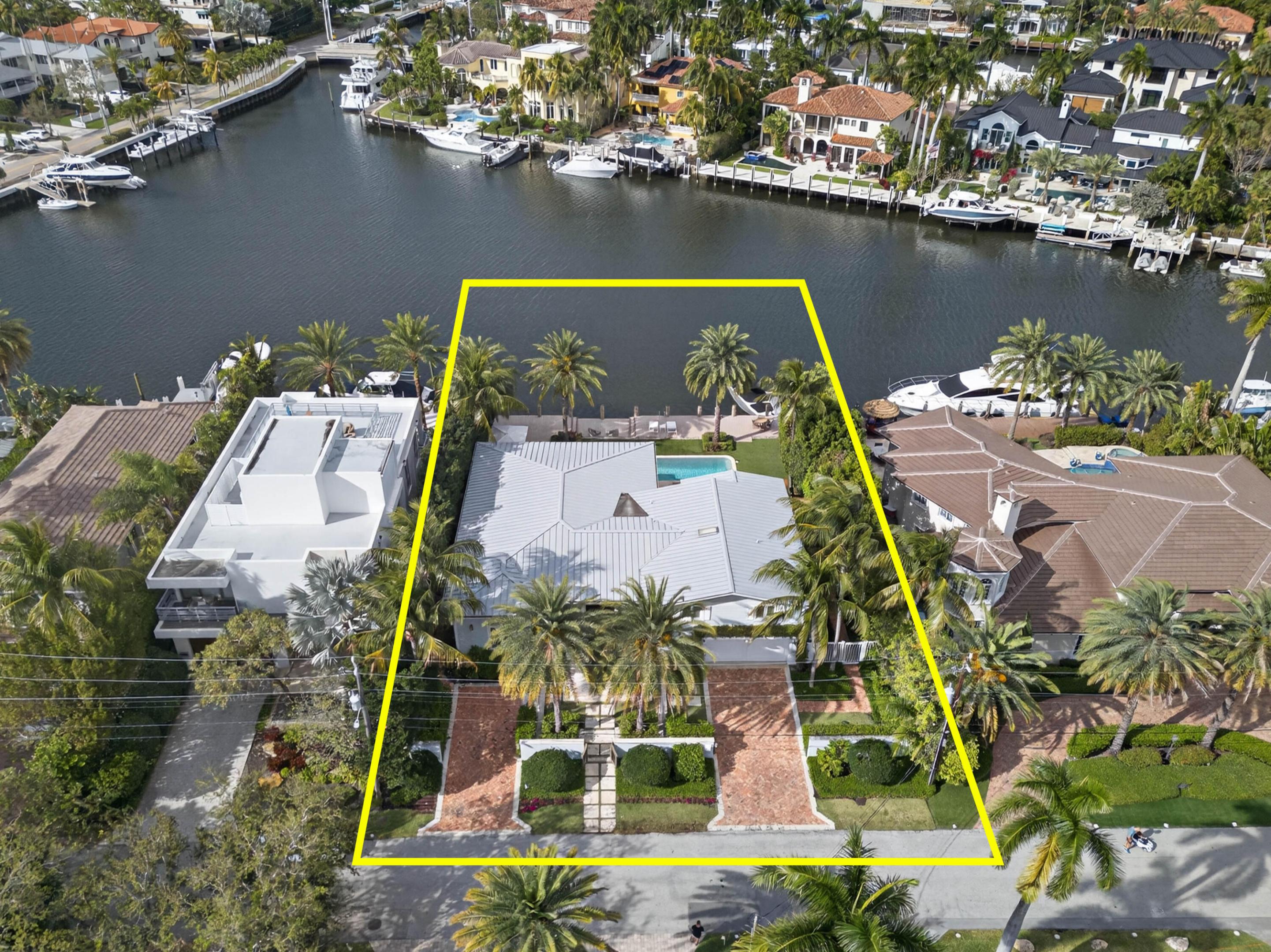 RIO VISTA ISLES - Residential