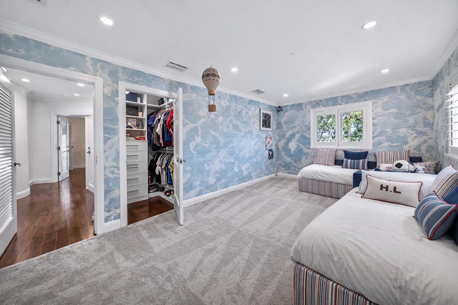 RIO VISTA ISLES - Residential