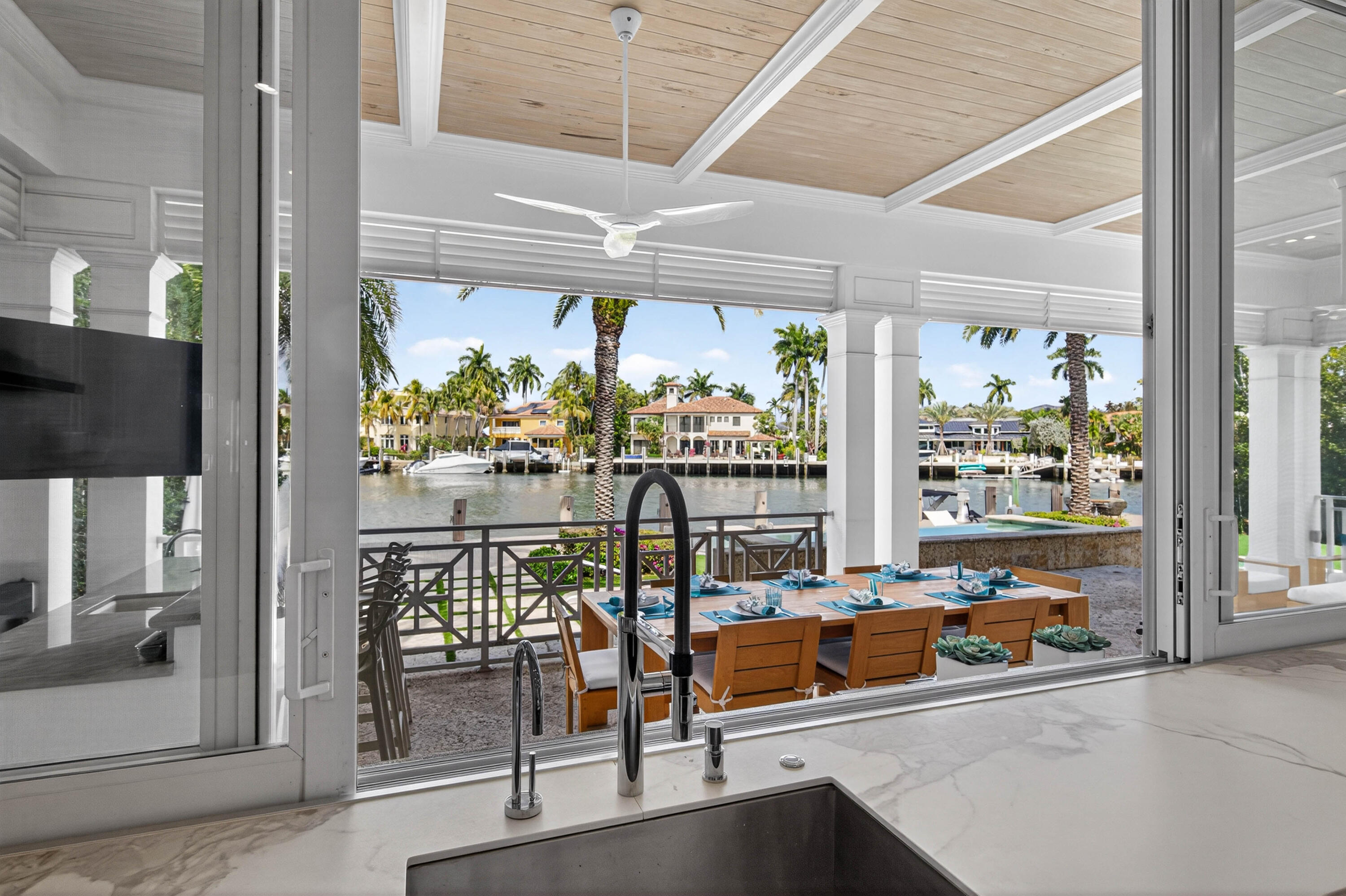 RIO VISTA ISLES - Residential