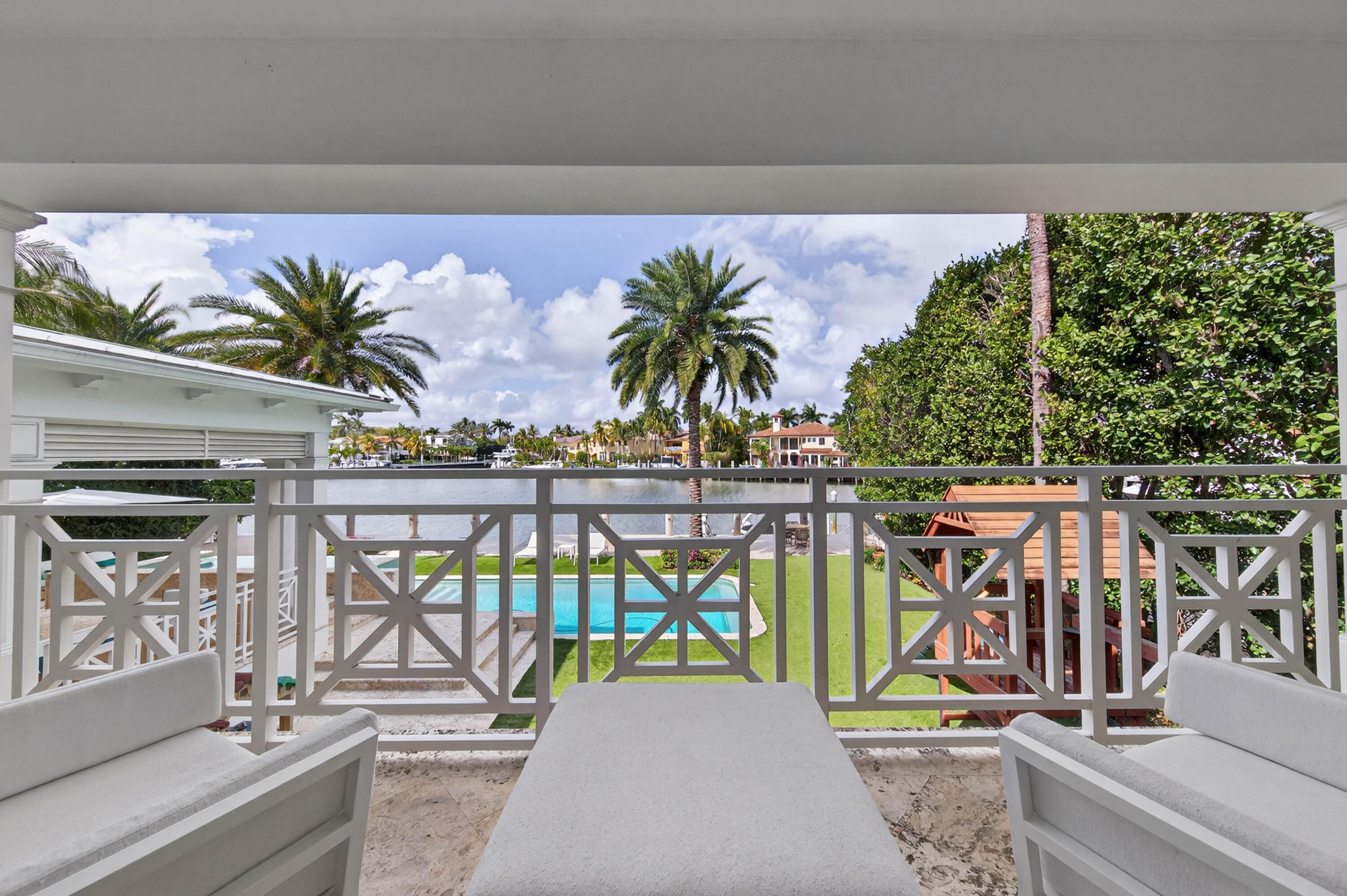 RIO VISTA ISLES - Residential