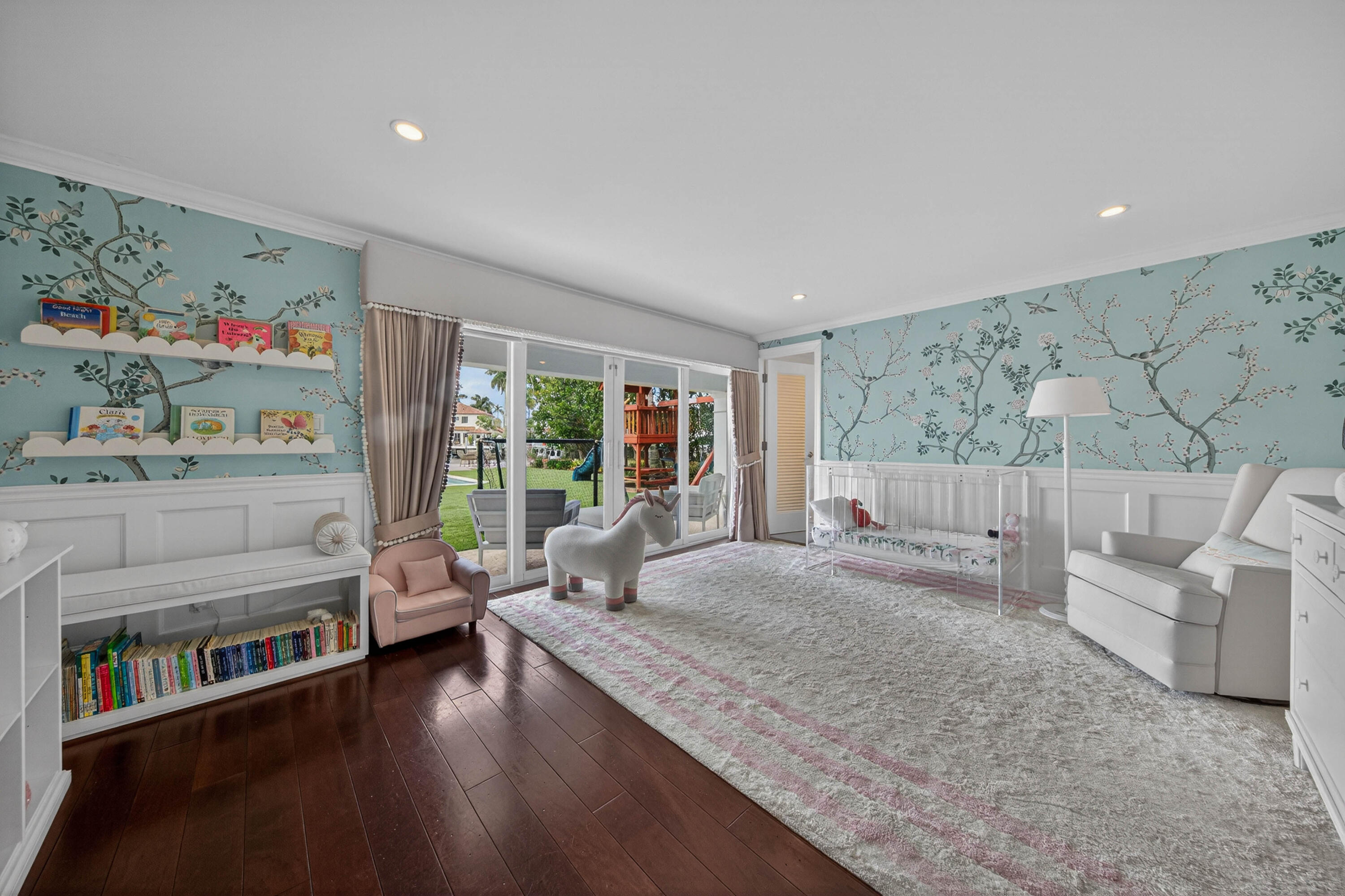 RIO VISTA ISLES - Residential