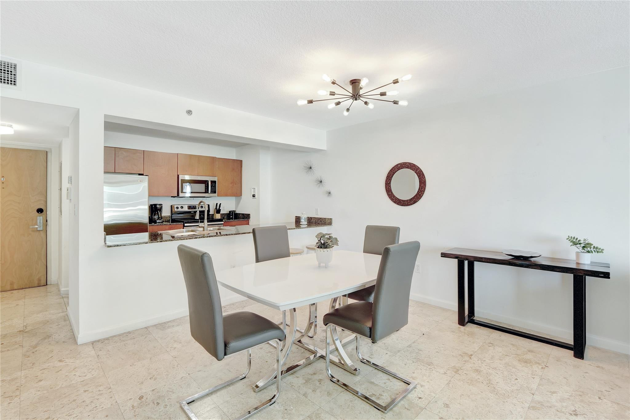 THE CLUB AT BRICKELL BAY - Residential