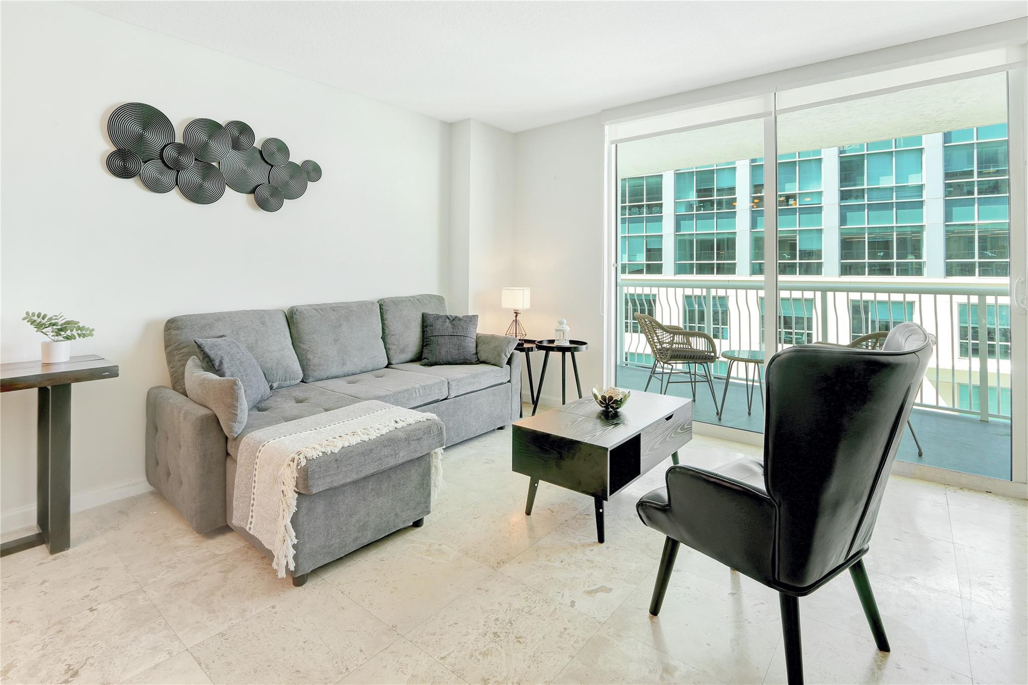 THE CLUB AT BRICKELL BAY - Residential