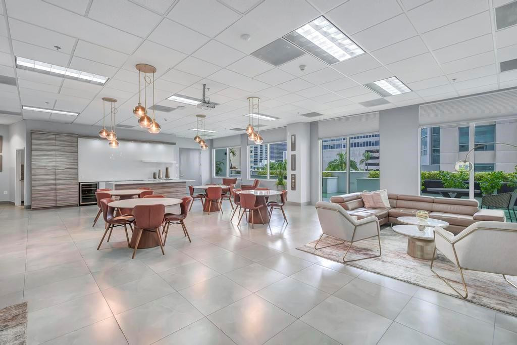 THE CLUB AT BRICKELL BAY - Residential