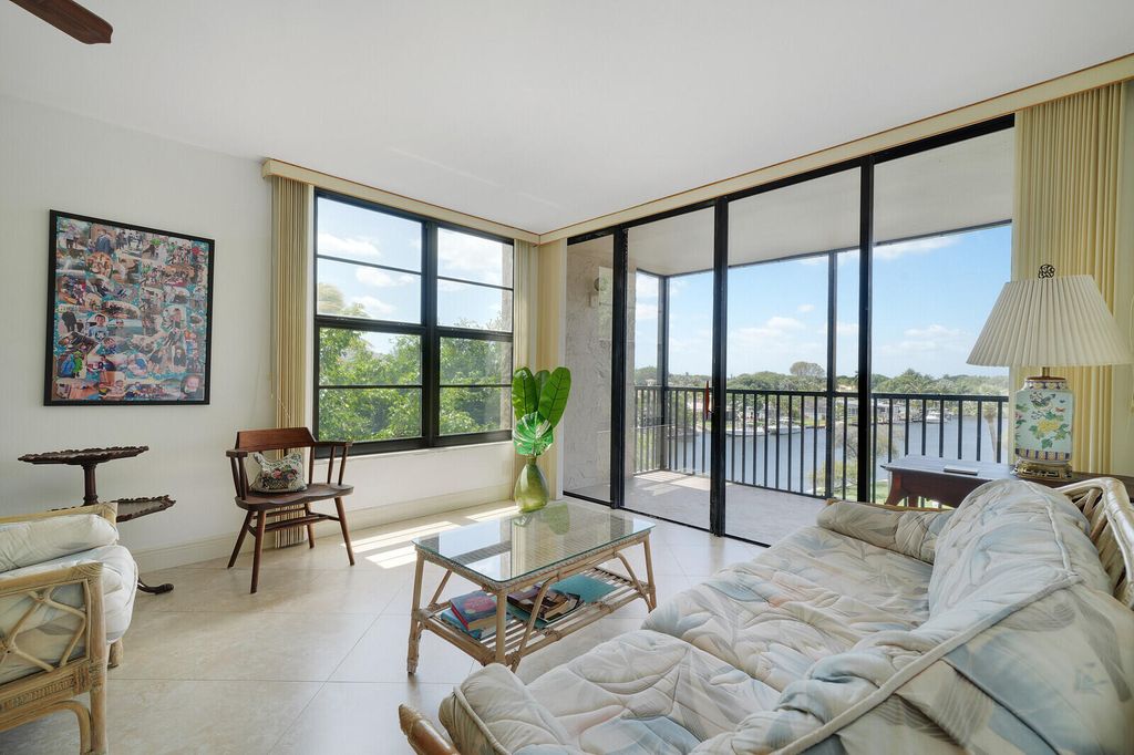 Photo of 8 Royal Palm Way #401, Boca Raton, FL 33432 (MLS # B26019653)