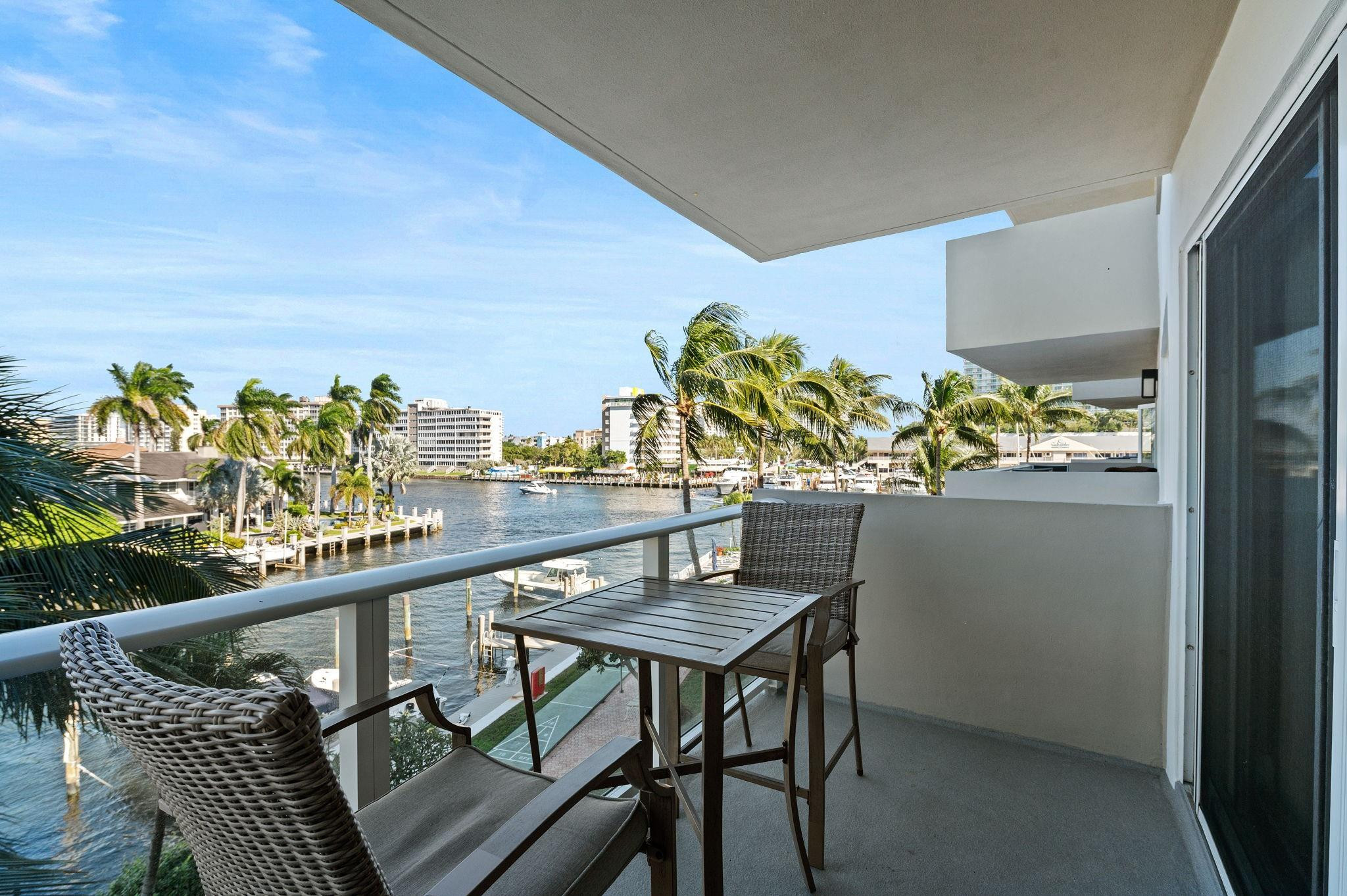 Pompano Yacht& Beach Club - Residential