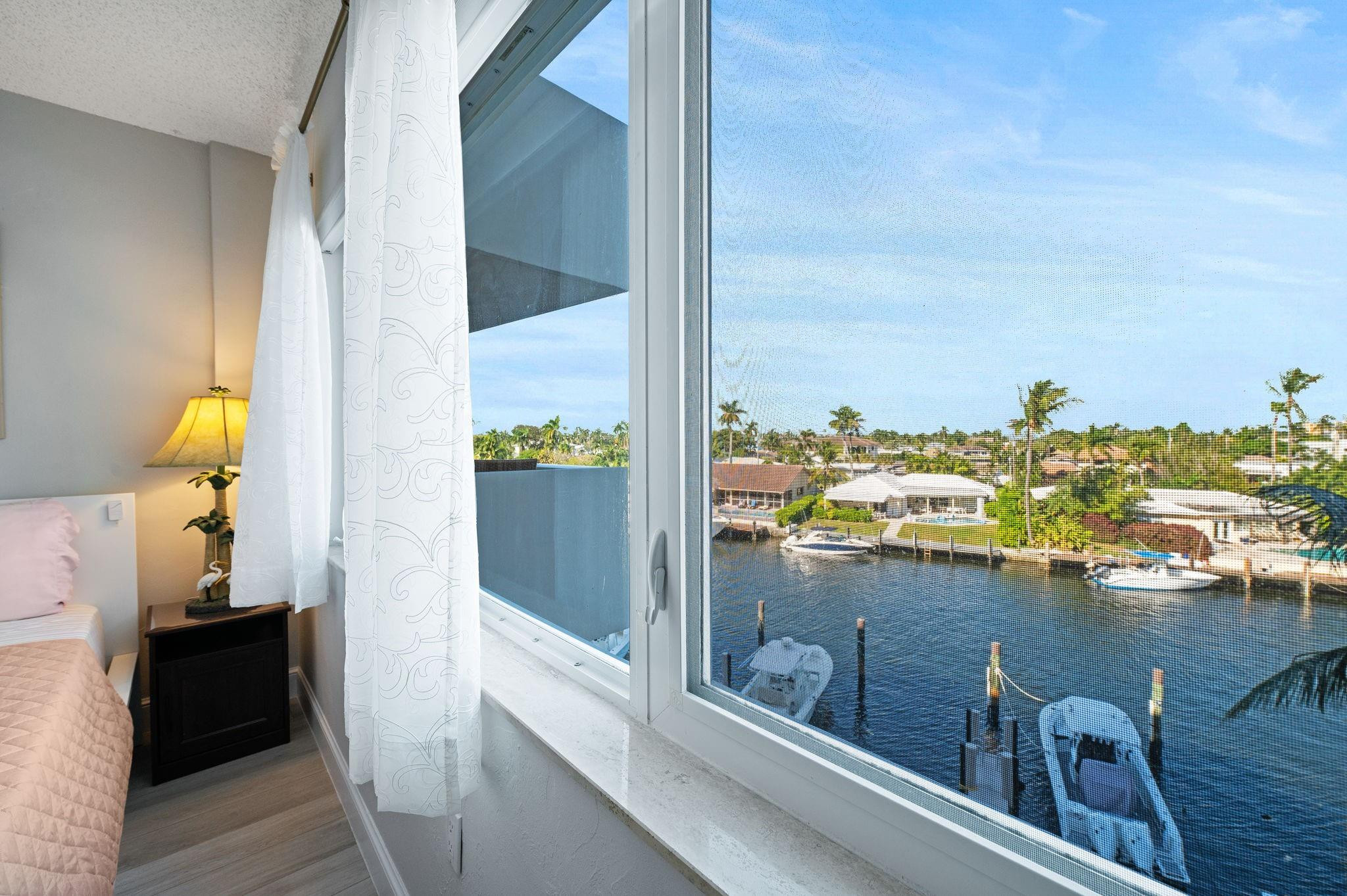 Pompano Yacht& Beach Club - Residential