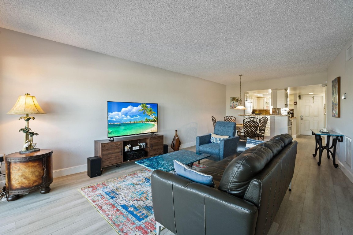 Pompano Yacht& Beach Club - Residential