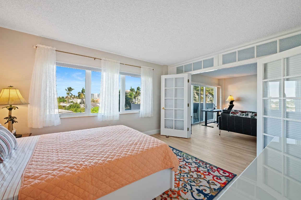 Pompano Yacht& Beach Club - Residential