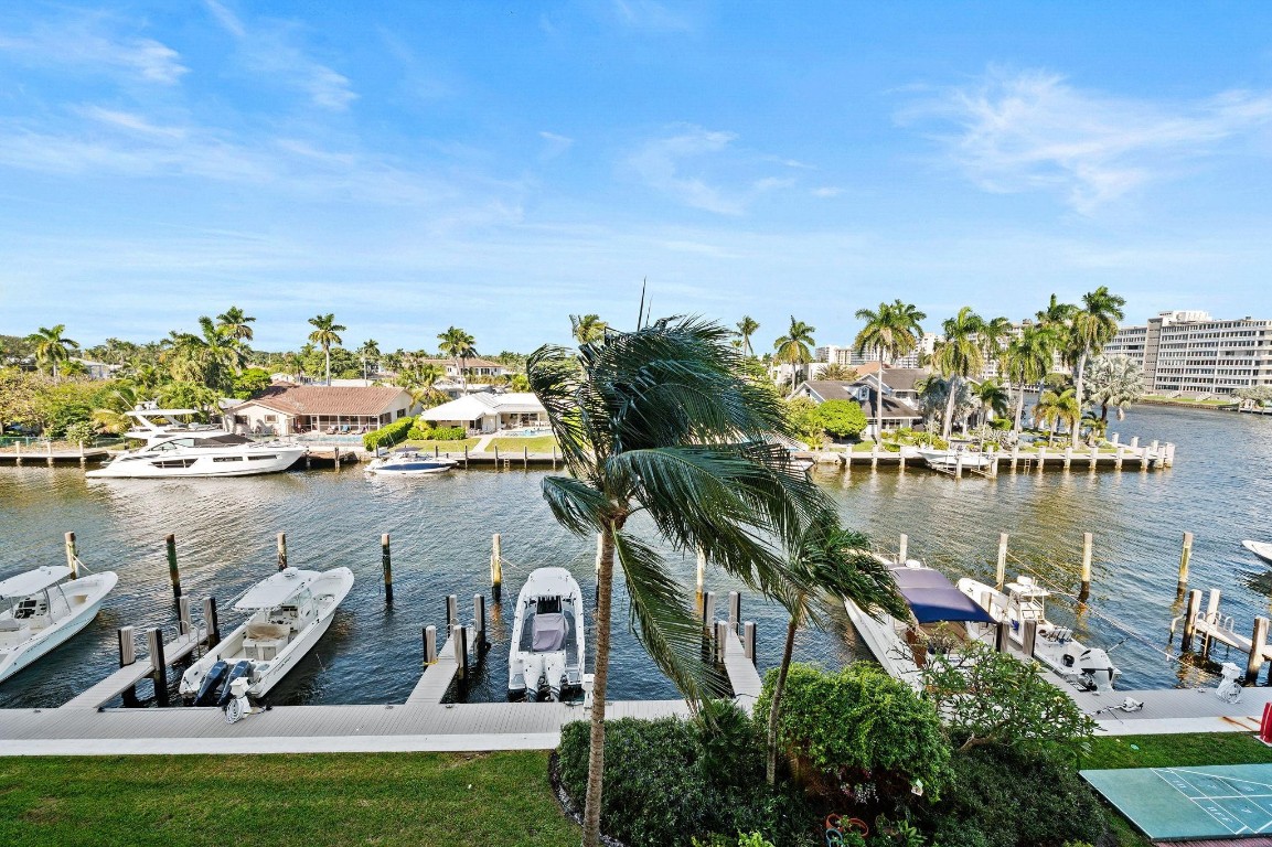 Pompano Yacht& Beach Club - Residential