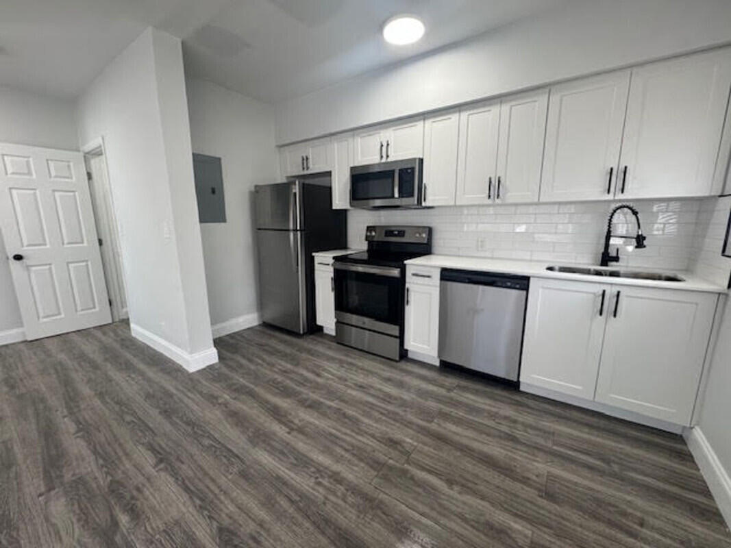 ATLANTIC HEIGHTS - Residential Lease