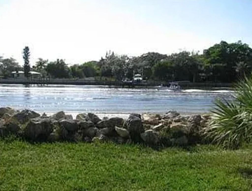 Photo of 2101 Marina Isle Way #104, Jupiter, FL 33477 (MLS # R11164871)