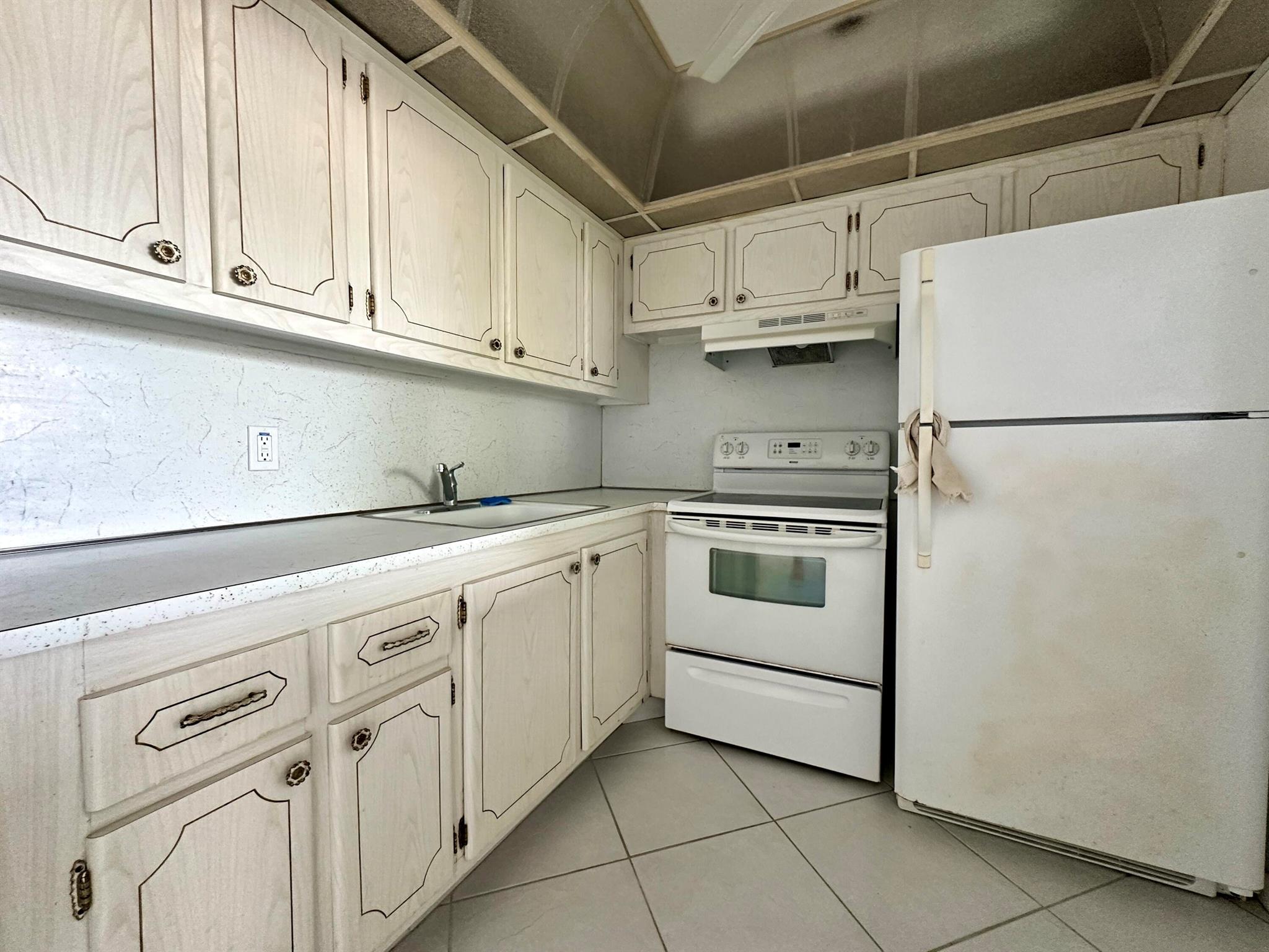 CENTURY VILLAGE - CHATHAM - Residential
