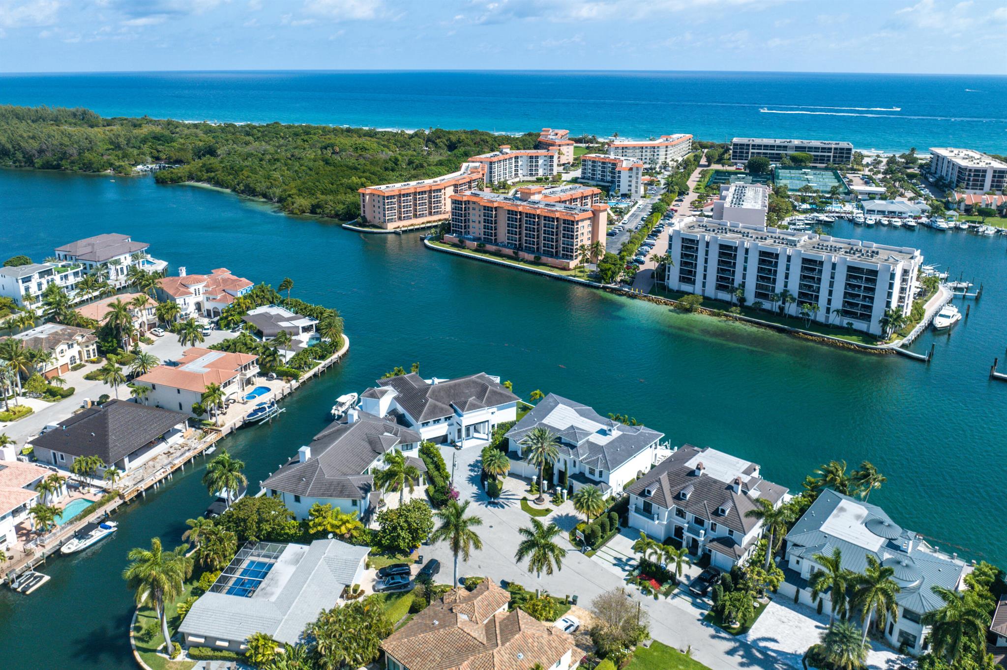 HARBOUR EAST - Residential