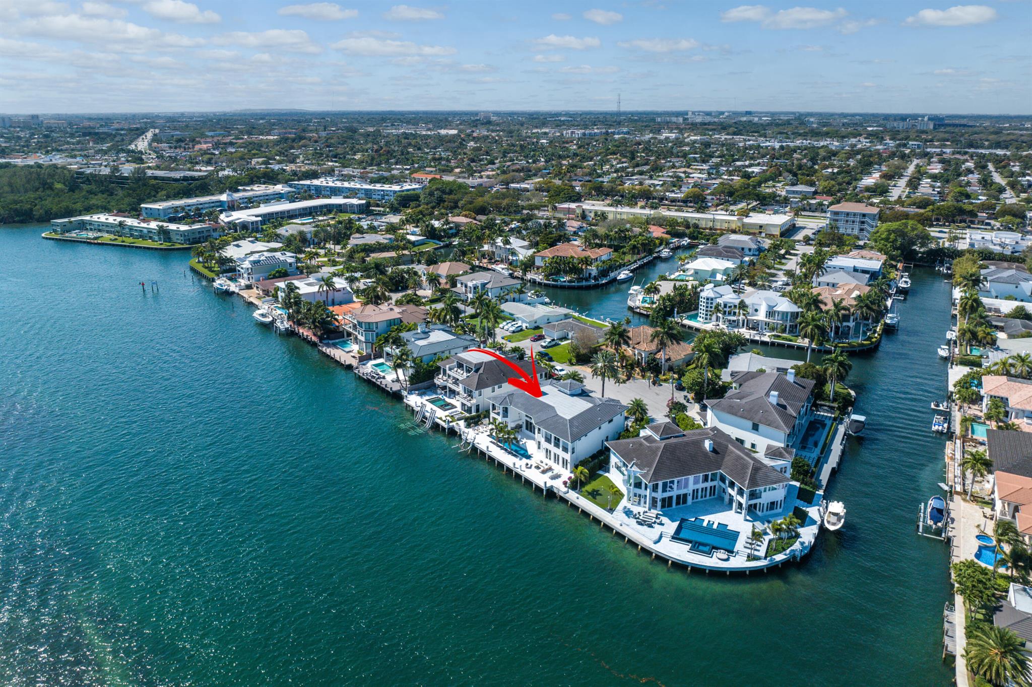 HARBOUR EAST - Residential