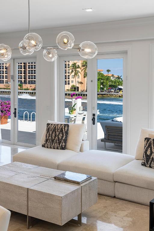 HARBOUR EAST - Residential