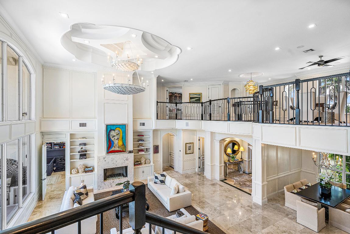 HARBOUR EAST - Residential