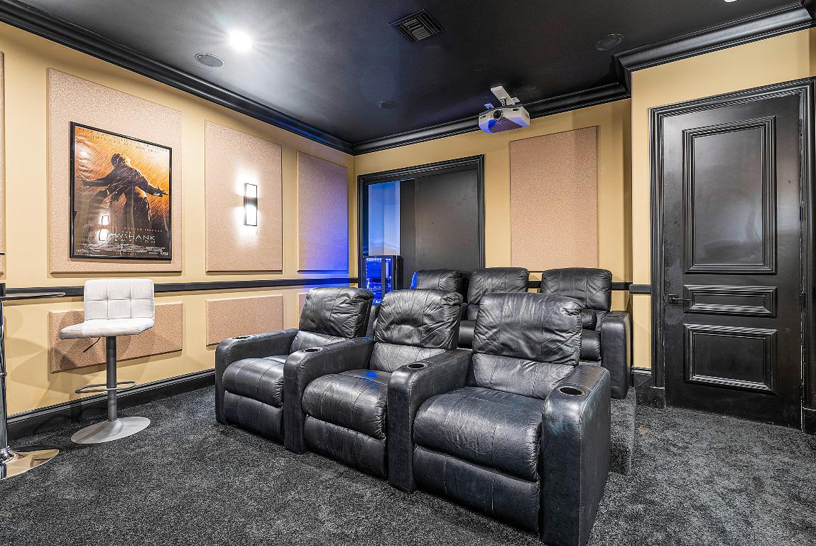 HARBOUR EAST - Residential