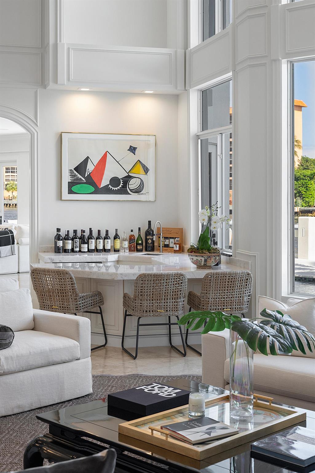 HARBOUR EAST - Residential