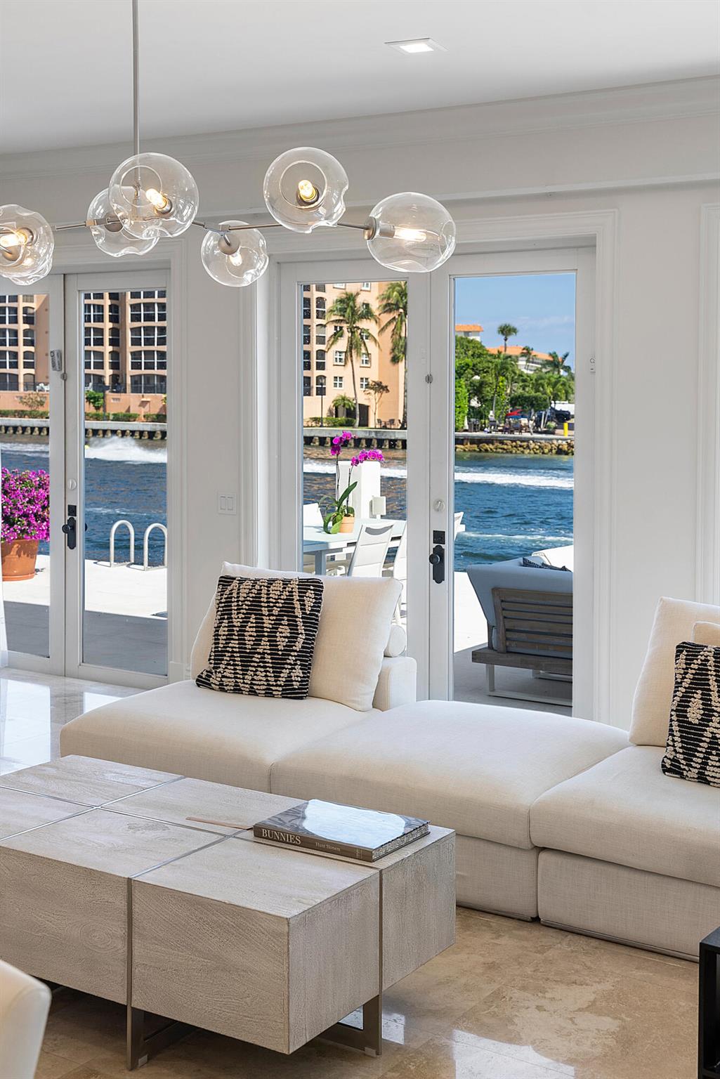 HARBOUR EAST - Residential