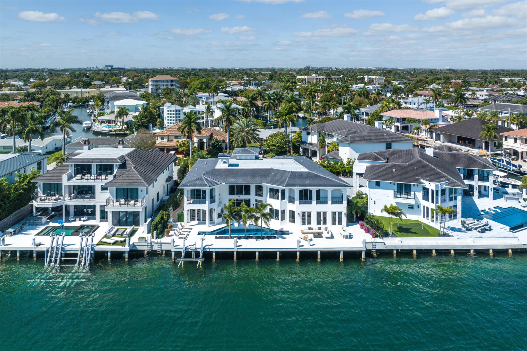 HARBOUR EAST - Residential