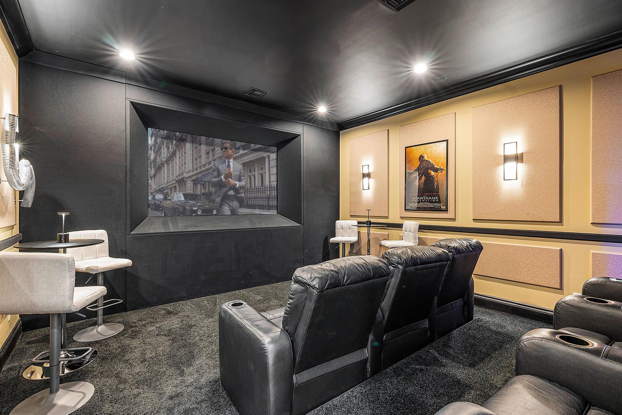 HARBOUR EAST - Residential