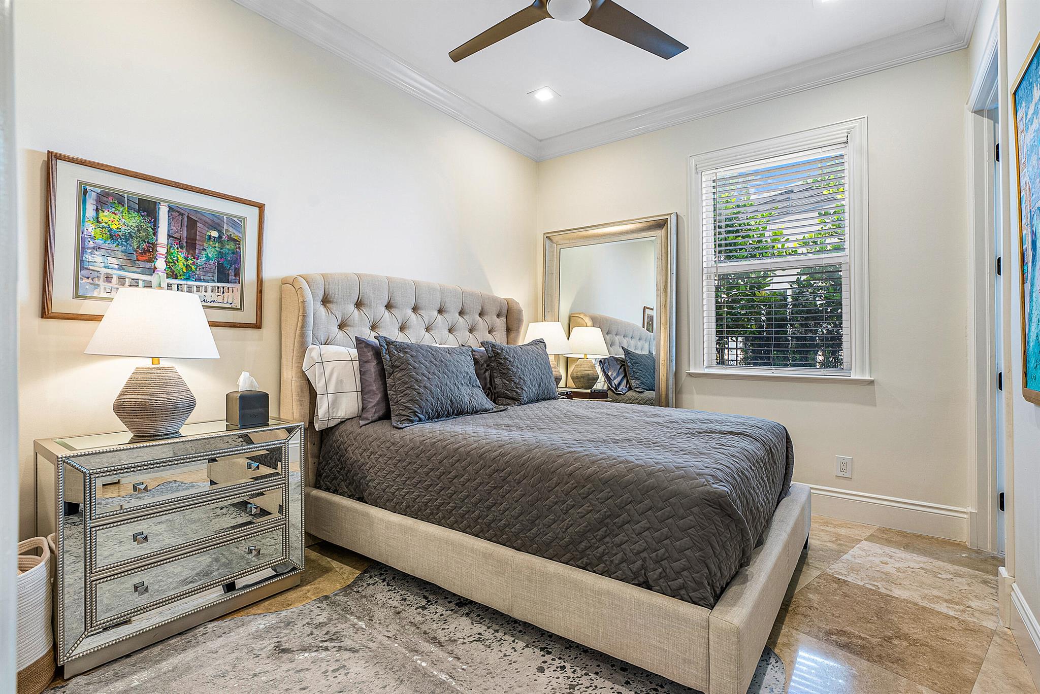 HARBOUR EAST - Residential