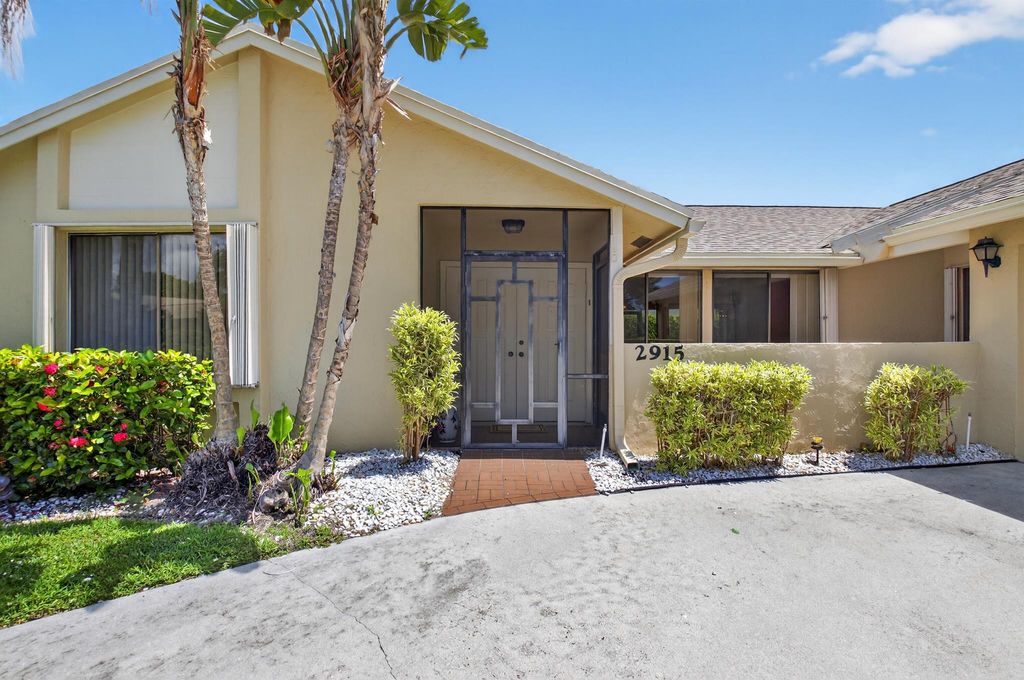 Photo of 2915 NW 14th Street, Delray Beach, FL 33445 (MLS # R11102040)