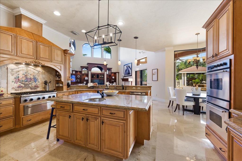 PALM BEACH POINT - Residential