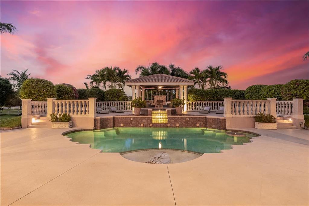 PALM BEACH POINT - Residential