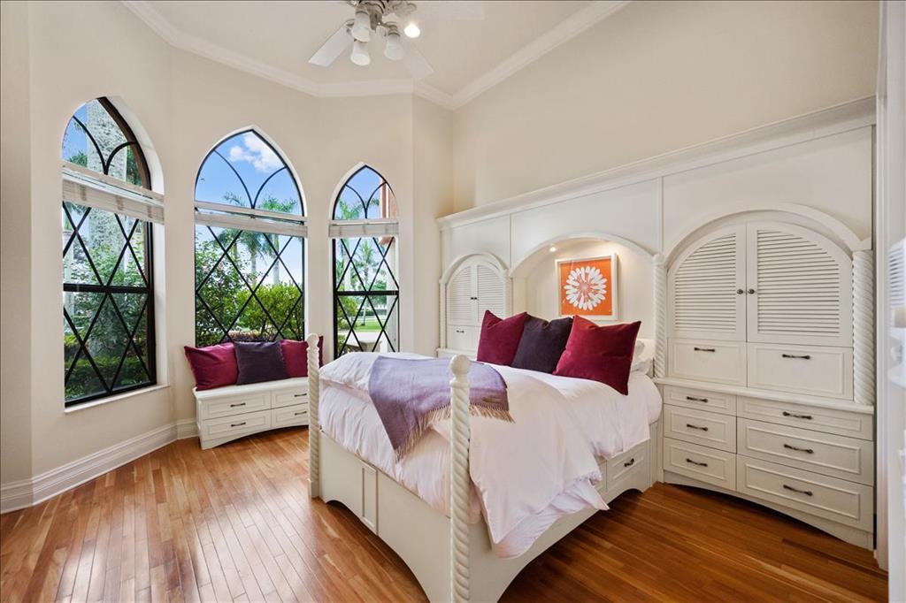 PALM BEACH POINT - Residential