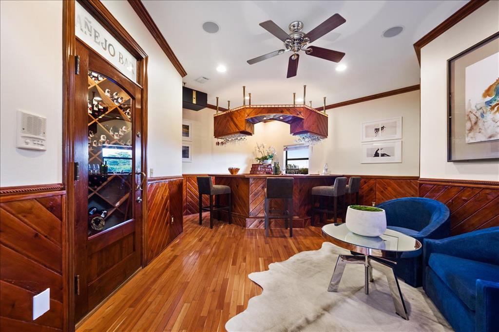 PALM BEACH POINT - Residential