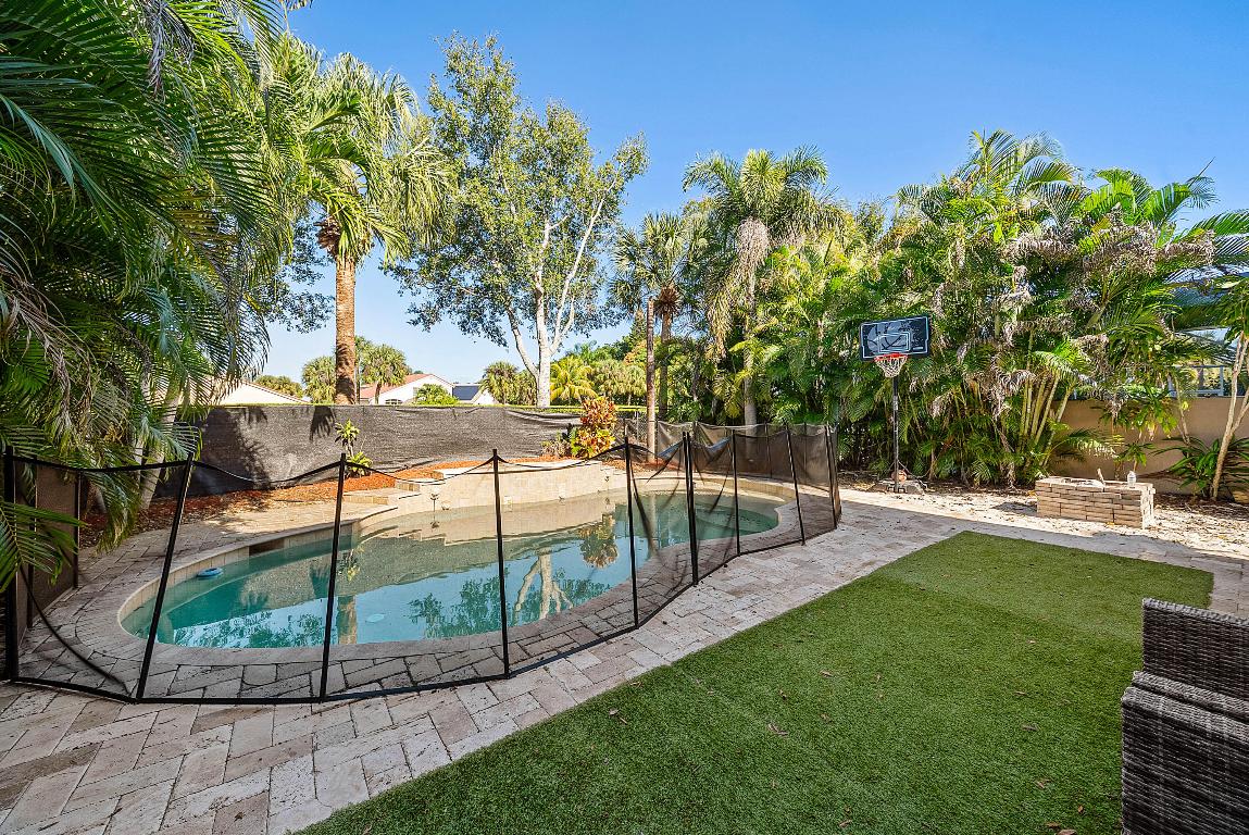 Cocoplum - Residential