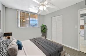 LIGHTHOUSE POINT PLAZA - Residential